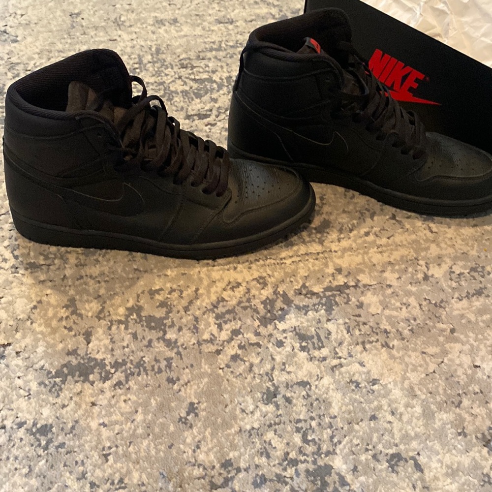 Jordan 1’s. Size 11.5. Worn twice